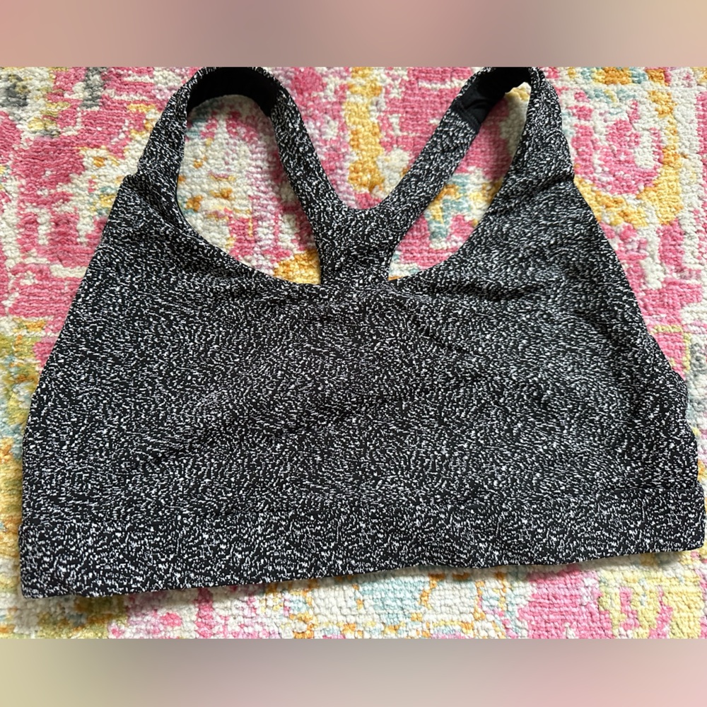 Athleta Ultimate Textured Sports Bra